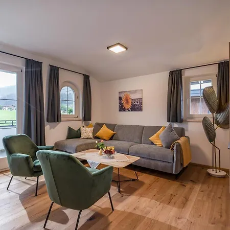 Martin Feyersinger Apartment *